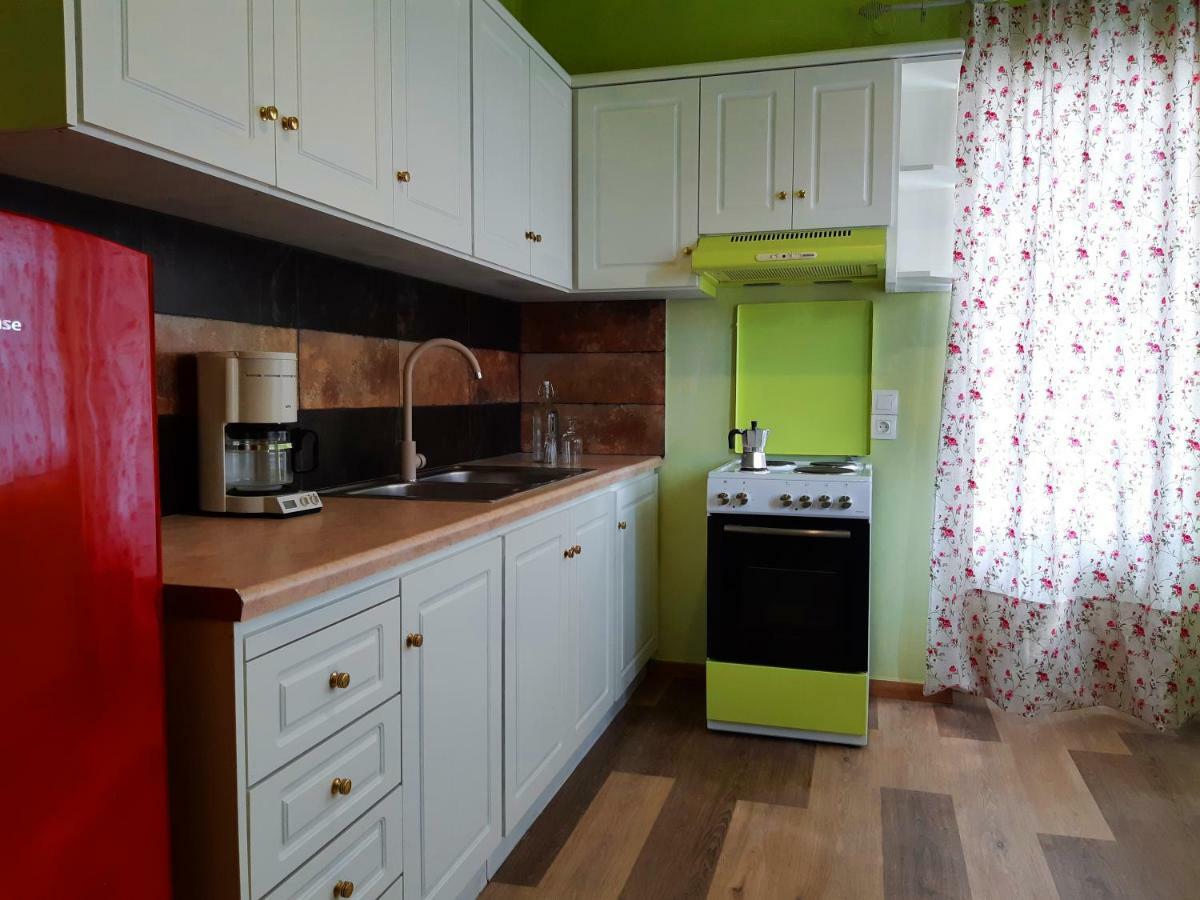 Little Island Resort Nisos Ioanninon Екстериор снимка